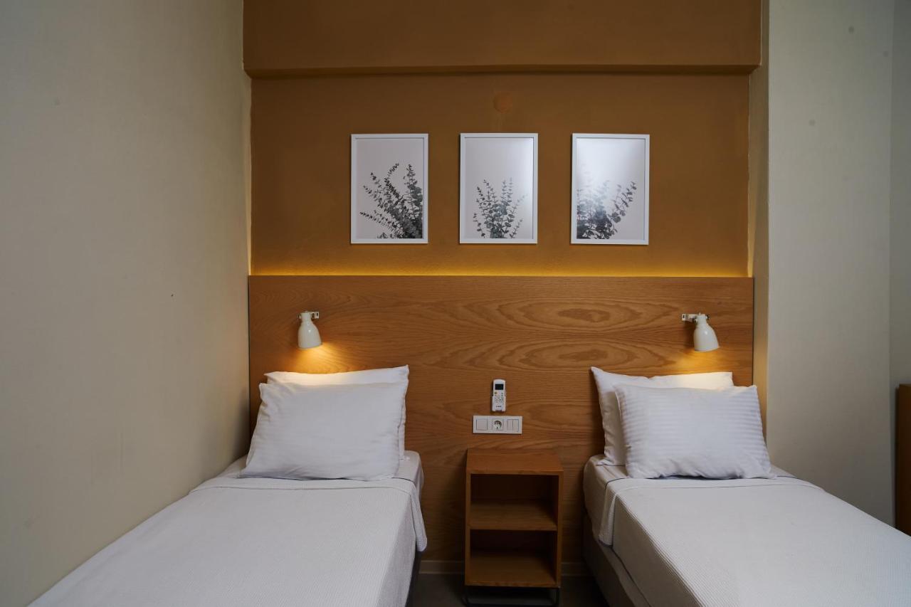 No 22 Riders' Inn Акьяка Экстерьер фото
